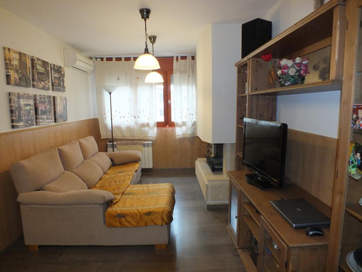 La Llar De Peramola Appartement Buitenkant foto